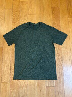 Lululemon Live In Practice T Shirt M